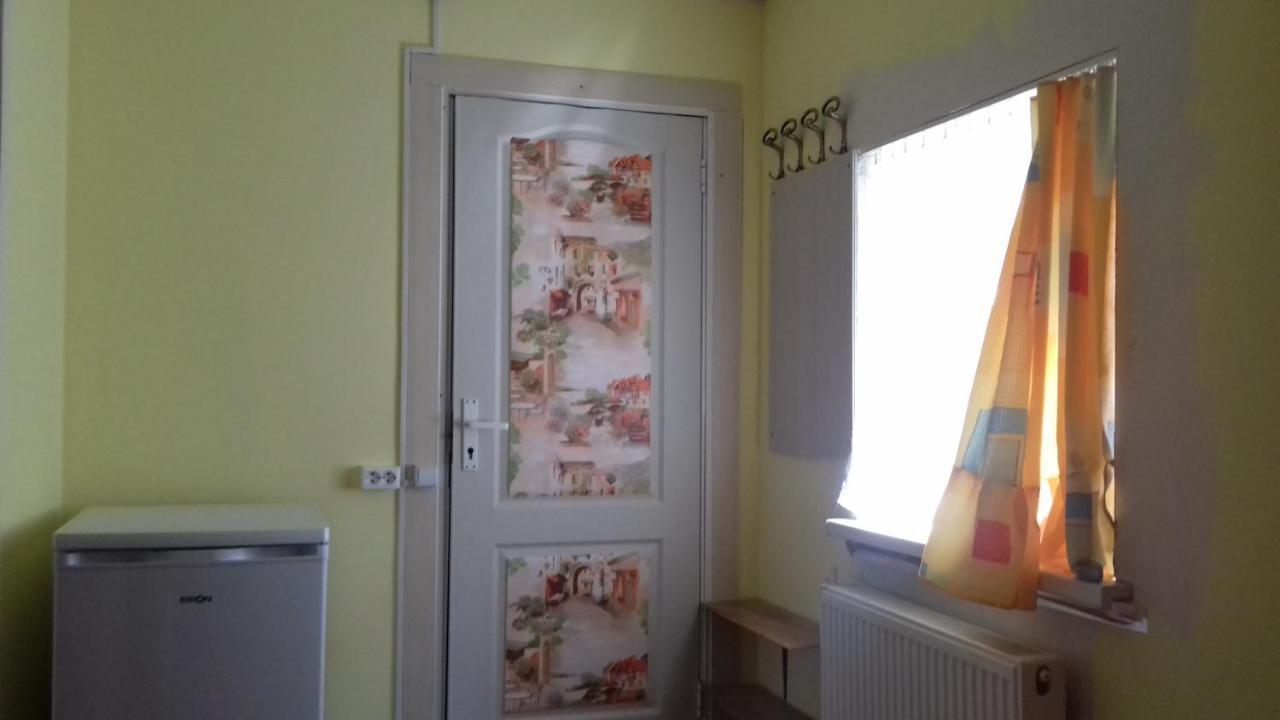 Avotu Stabu Private Flats In A Separate House For One Or Couple รีกา ภายนอก รูปภาพ